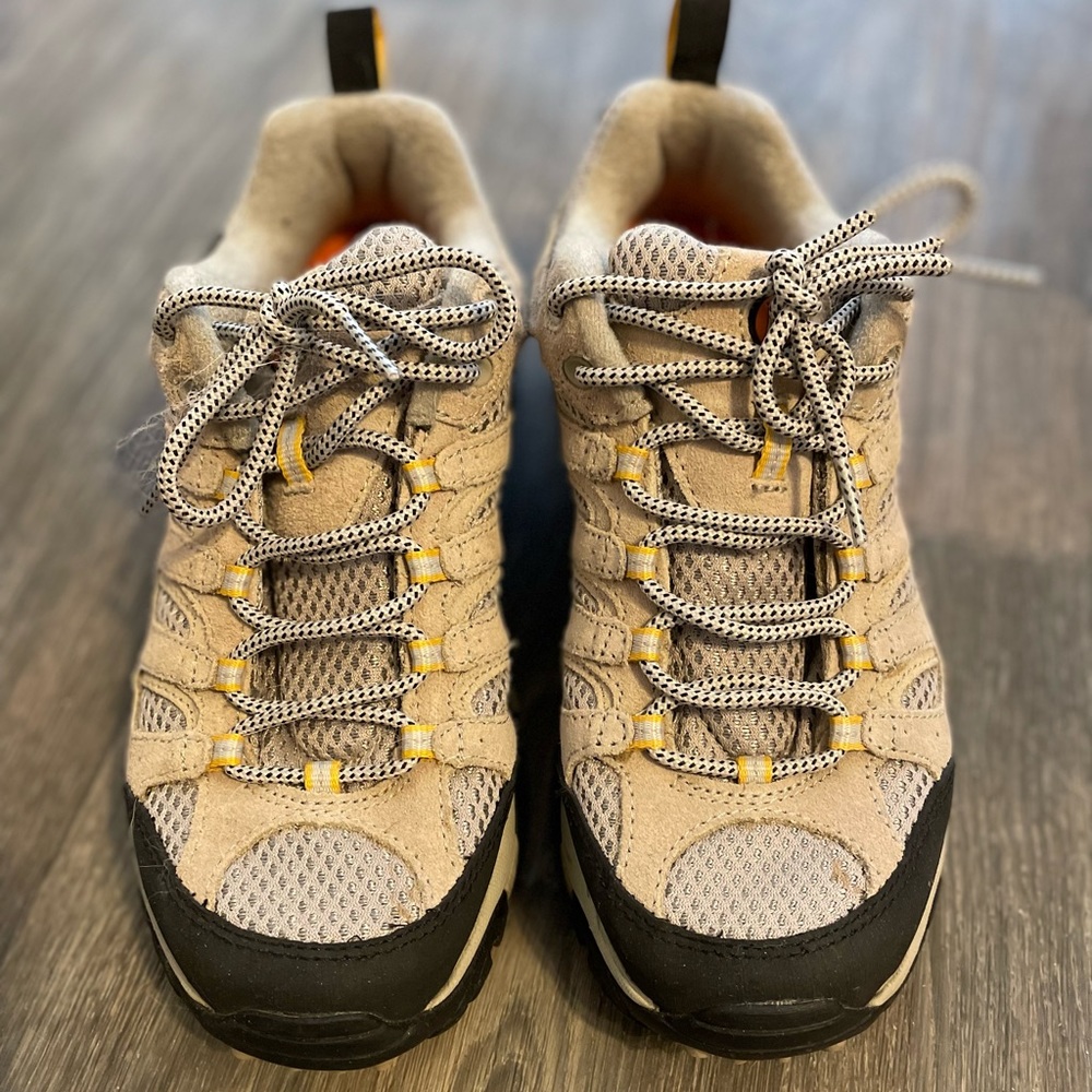 Merrell Moab 2 Ventilator Hiking Shoes size 8